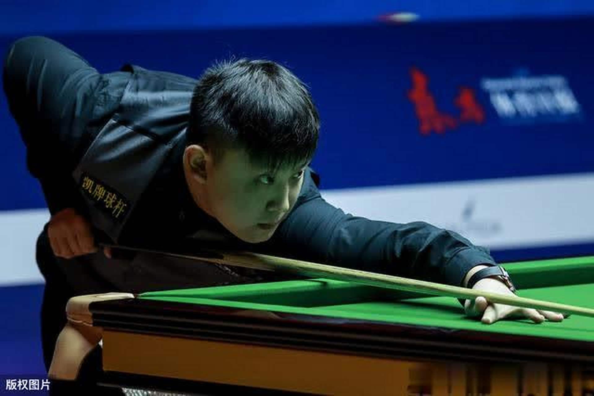 设施得到了 设施得到了